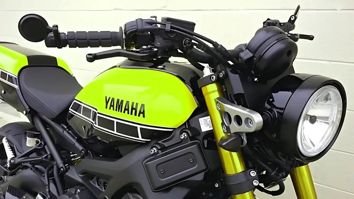 Yamaha RX 100